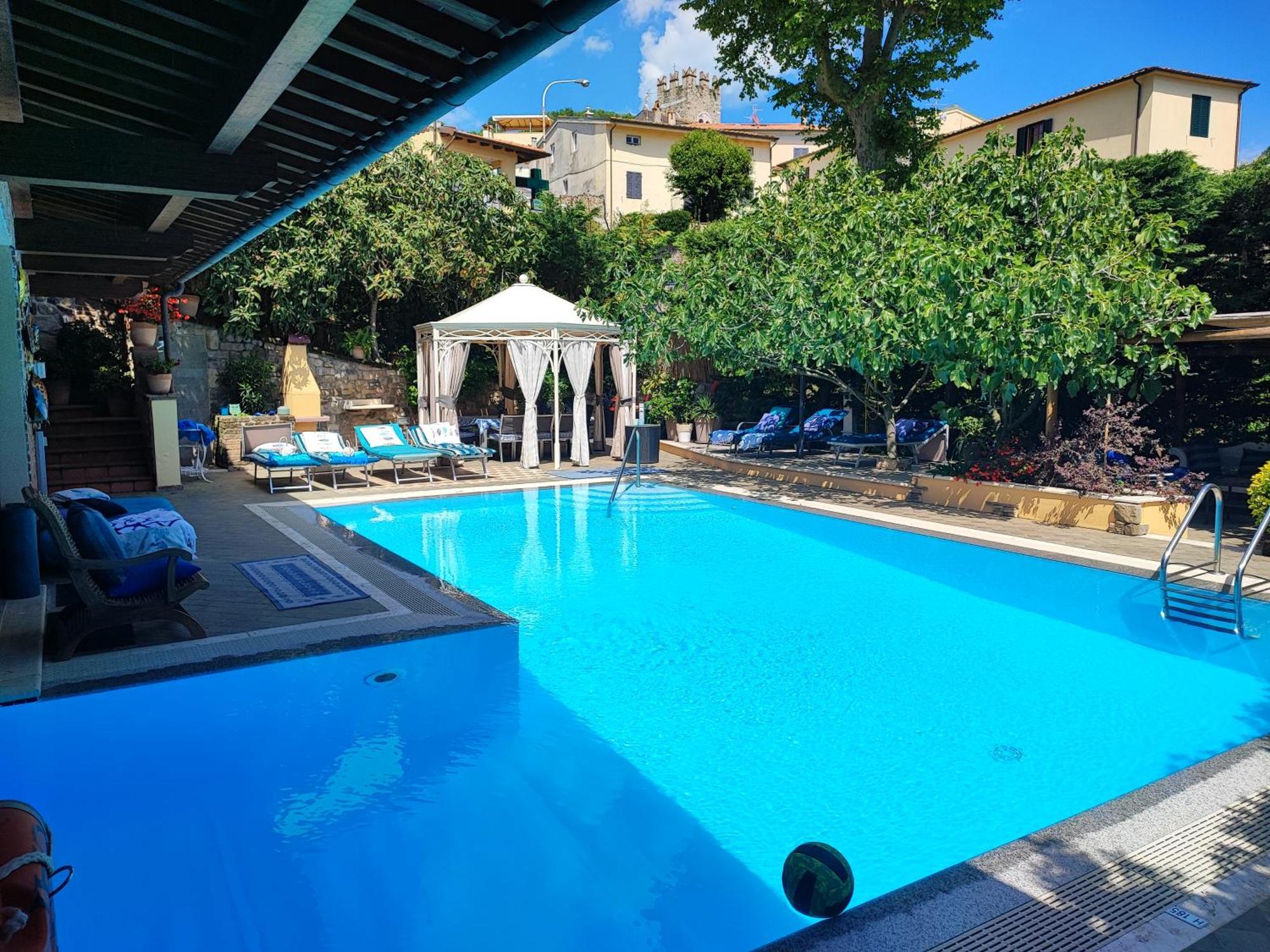 Villa Capo Corso Corsanico-Bargecchia 外观 照片